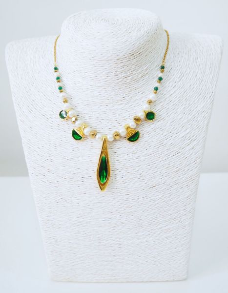 Κολιέ επίχρυσο με πράσινο σμάλτο, Μαργαριτάρια και Αιματίτη χρυσό