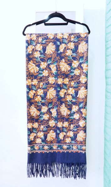 Πασμίνα κεντητή μπλε σκούρο με πορτοκαλί λουλούδια