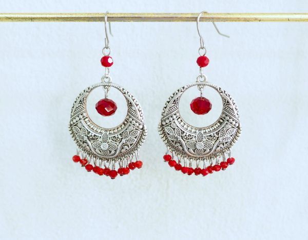 Σκουλαρίκια επάργυρα boho πολυέλαιο με μπορντό κρυσταλλάκια