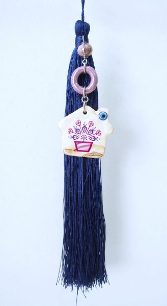 Γούρι από φούντα μπλε, κεραμικό σπίτι και χάντρες