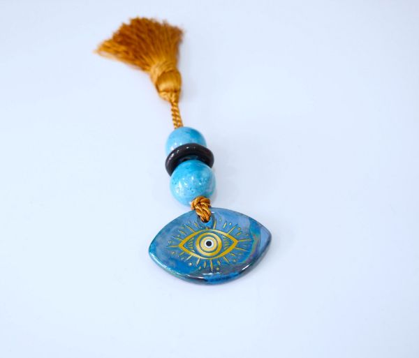 Γούρι από χρυσή φούντα κοντή, Κεραμικό μάτι και χάντρες