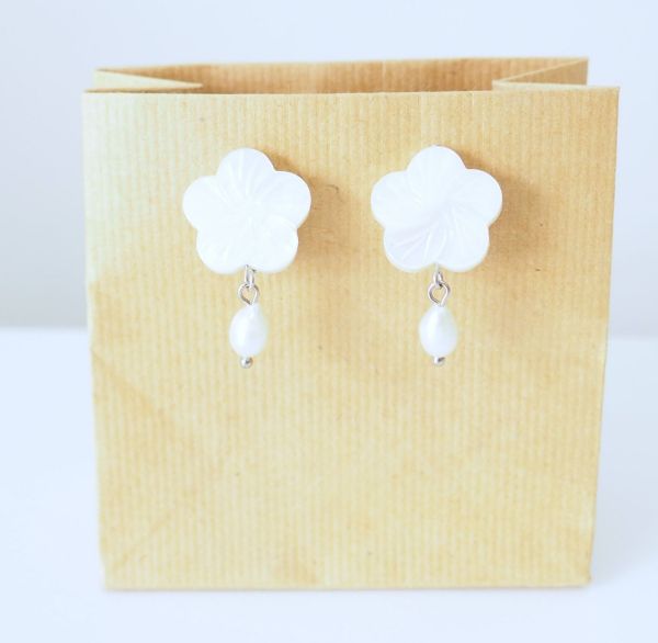 Σκουλαρίκια κλιπ φιλντισένια λουλούδια και Μαργαριτάρια 